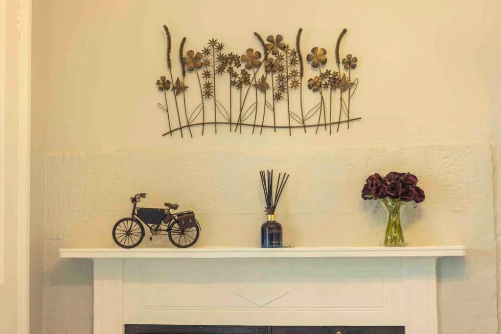 Spacious City Centre Apartment Full Of Character インヴァネス エクステリア 写真